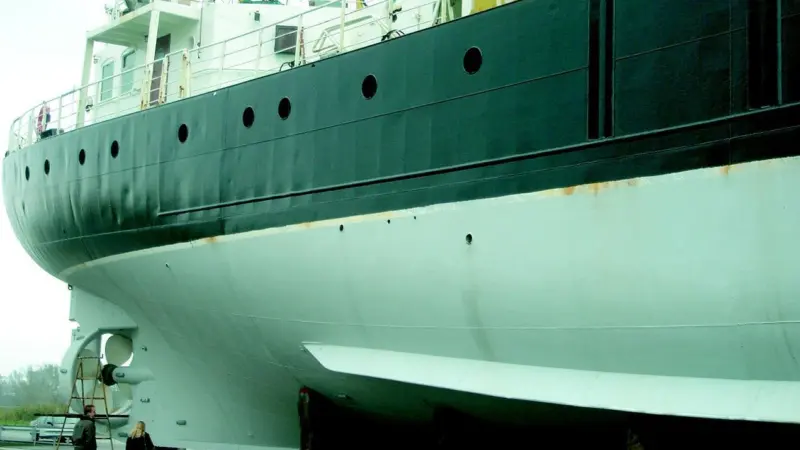 The Ecospeed coating to the hull of the vessel Loodsboot 1 is seen in excellent condition after 18 months in the water.
