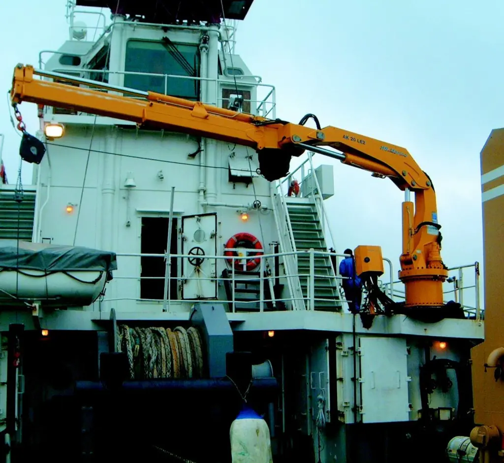 A view from aft of the HS Marine crane supplied to Orkney Towage.