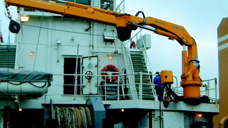 A view from aft of the HS Marine crane supplied to Orkney Towage.
