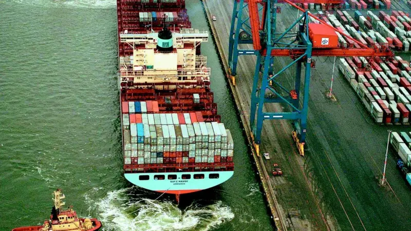 The Port of Goteborg has acquired a 20% share holding in Gavle Containerterminal AB.