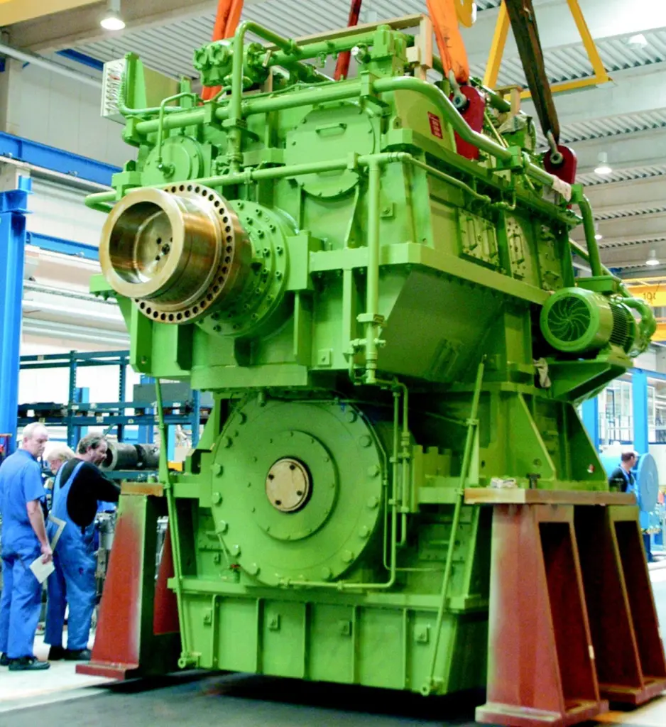 Reintjes GmbH prepares to ship the largest reduction gearbox it has ever made.