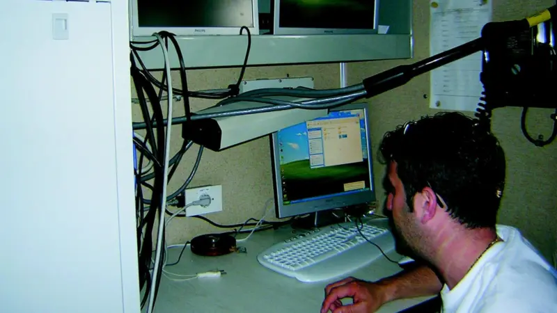 A Reson Mediterranean engineer works on the Egyptian software installation.