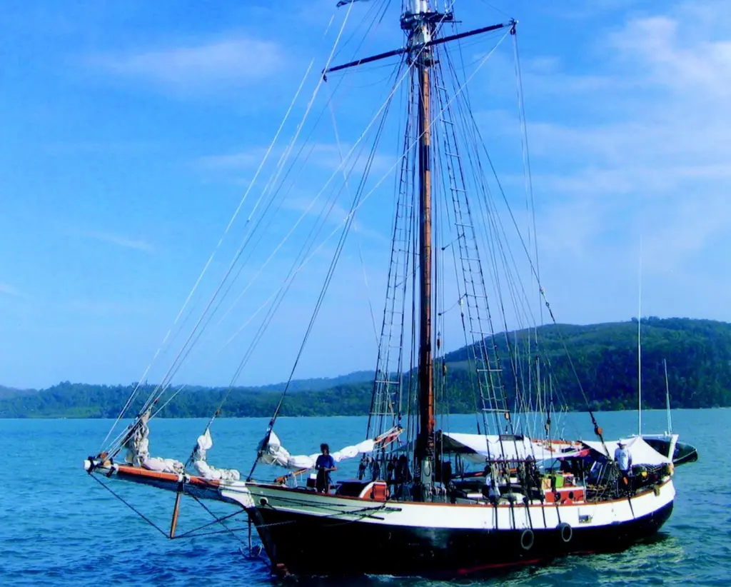 Navigation equipment donated by Raymarine has allowed Vega to continue its tsunami relief work.