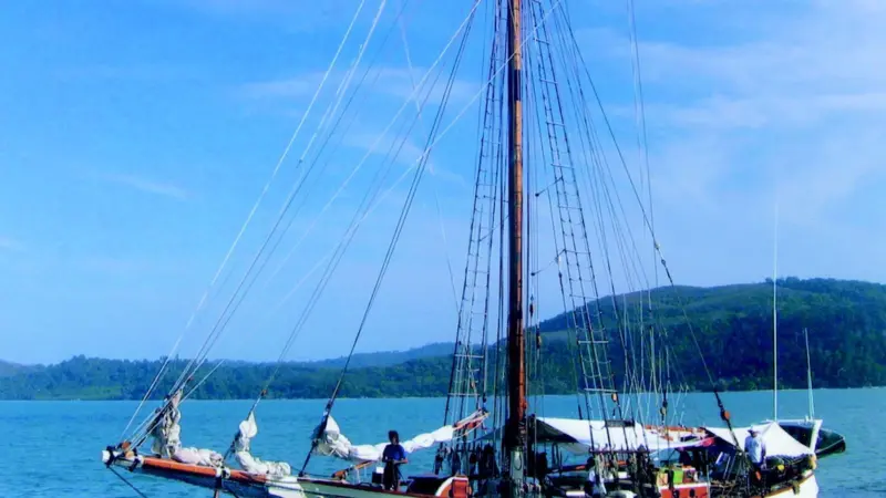 Navigation equipment donated by Raymarine has allowed Vega to continue its tsunami relief work.