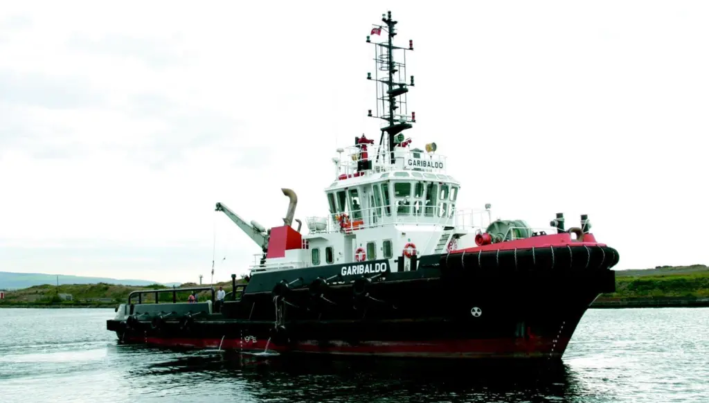 Garibaldo is fitted out extensively for tanker handling and pollution control.