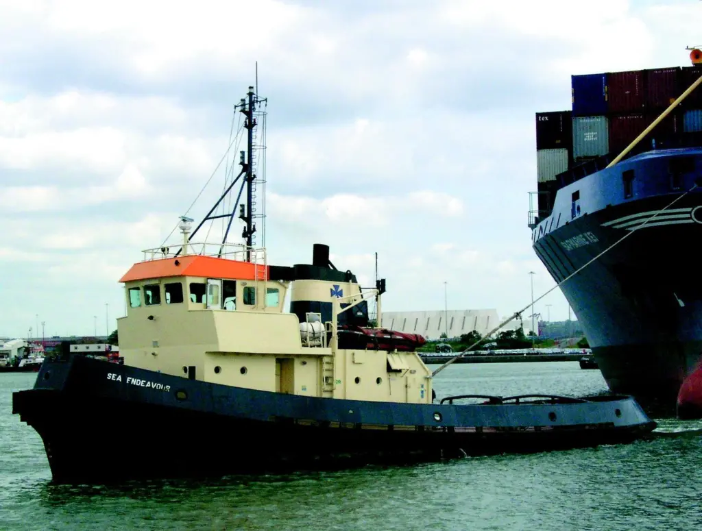 Sea Endeavourwas one of the few single screw tugs remaining in the Svitzer fleet.