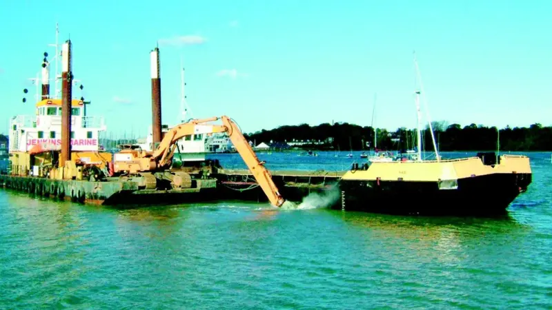 Jenkins Marine has deployed their newly refurbished split hopper barges to dredging works underway at Lymington UK.