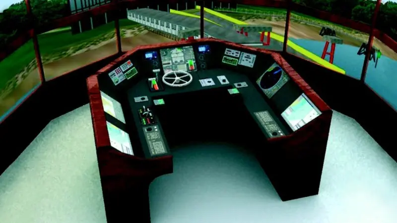The new tug simulator offers an expanded view from the bridge.