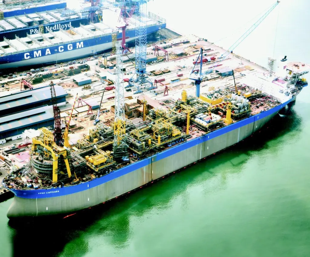 The Capixaba is being fitted with a Cathelco ICCP hull corrosion protection system using the latest diver change anodes.