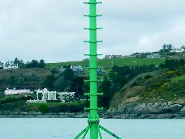 VTMS has installed the new beacon at Glandore for Irish Lights.