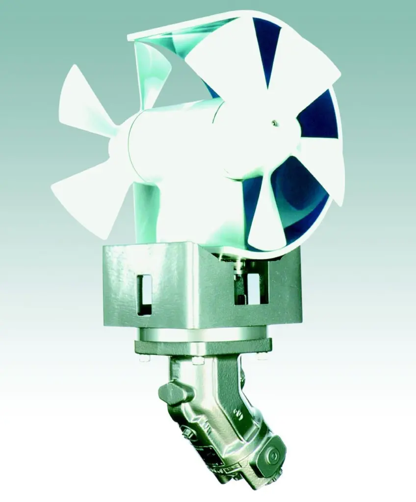 The TRAC stabiliser system and the TRAC thruster system are now available in the UK from Golden Arrow Marine.