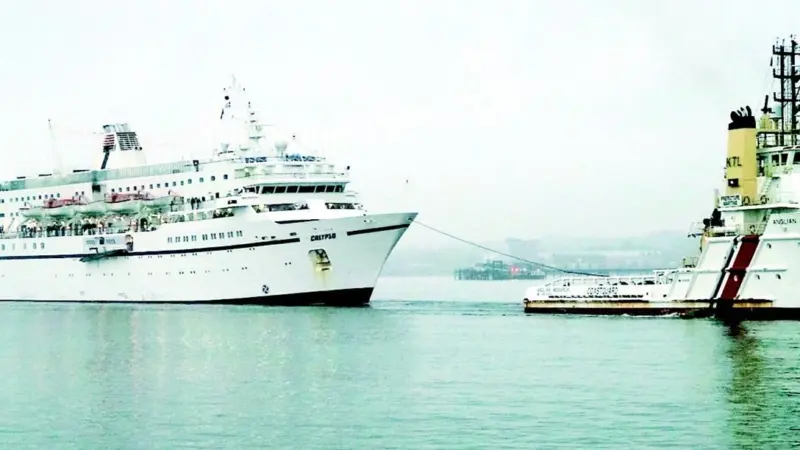Anglian Monarch tows the Calypso safely into port.