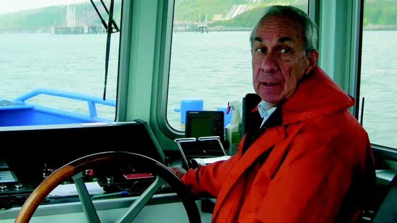 Jack Gastons commitment to the tugs and towage industry is characterised by a willingness to go anywhere for a story or a picture.