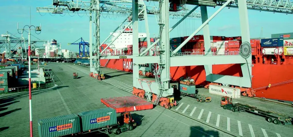 The ECT Delta Terminal in Rotterdam was one of those visited by Port-Net delegates.