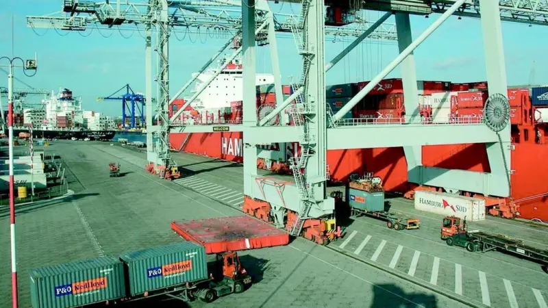 The ECT Delta Terminal in Rotterdam was one of those visited by Port-Net delegates.