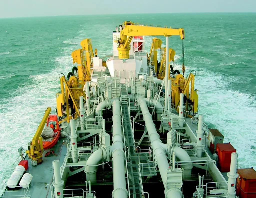 The UK government is seeking comment on the draft Environmental Impact Assessment and Natural Habitats (Extraction of Minerals by Marine Dredging) Regulations.