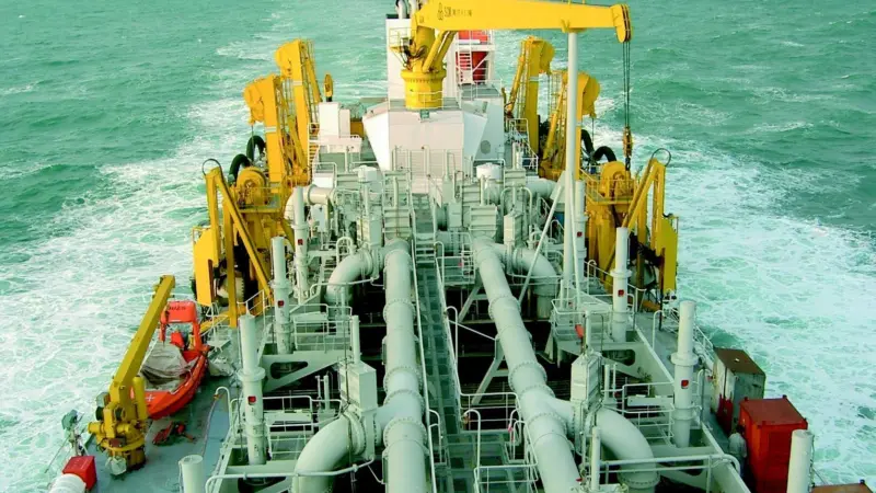 The UK government is seeking comment on the draft Environmental Impact Assessment and Natural Habitats (Extraction of Minerals by Marine Dredging) Regulations.