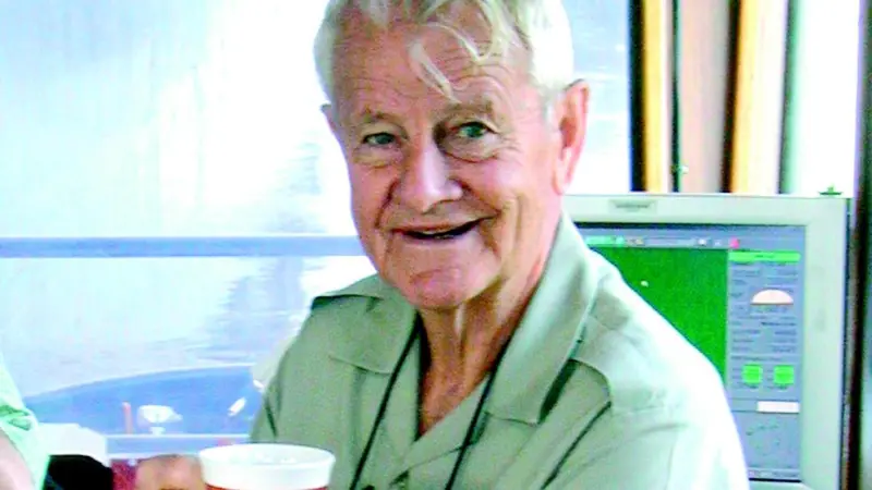 Captain Arthur Naismith as many tug skippers will know him.