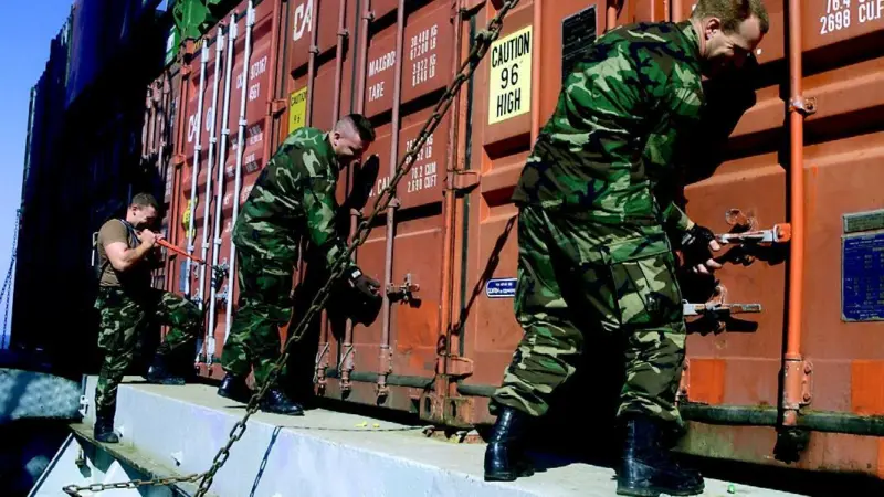 The implementation of an agreed standard for electronic container security could reduce the incidence of security measures by other means.