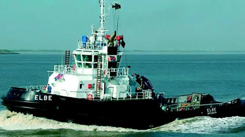 Elbe is one of a pair of powerful Voith tractors for URAG in Bremerhaven.