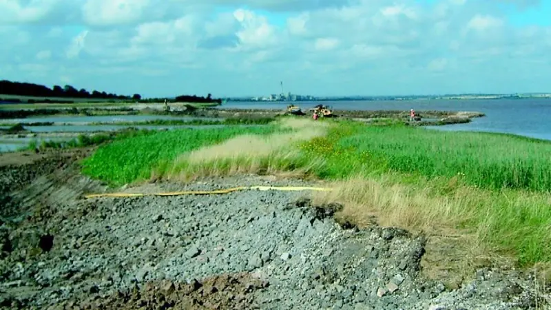 ABP is creating mudflats, saltmarsh and grasslands here at Chowderness and elsewhere on the Humber Estuary to offset habitat loss at the Immingham port development.