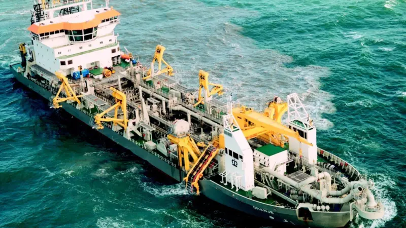 Boskalis will deploy Oranje for the Russian project.