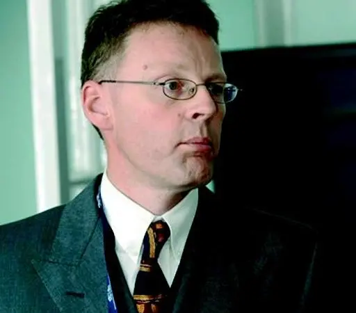 Paul Singer has called for clear guideline standards for security companies which operate in the maritime sector.