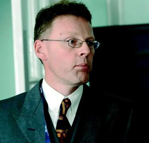 Paul Singer has called for clear guideline standards for security companies which operate in the maritime sector.