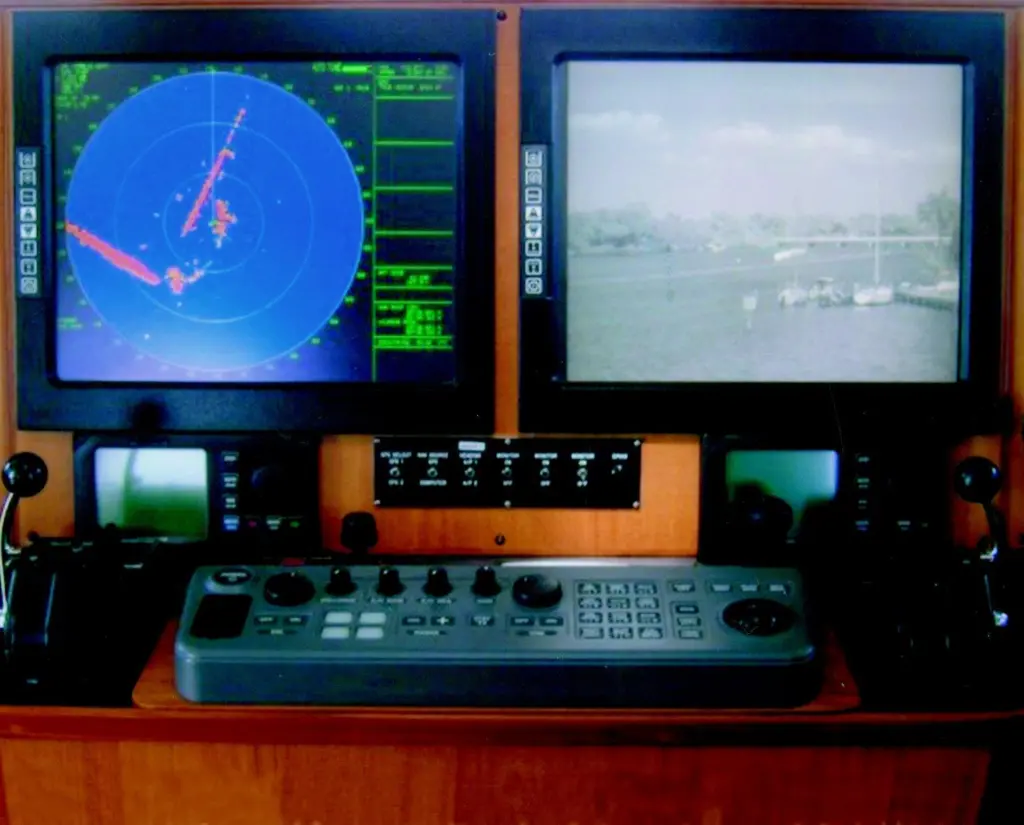 New technologies enables a camera to connect to the radar software system, displaying objects the radar detects.