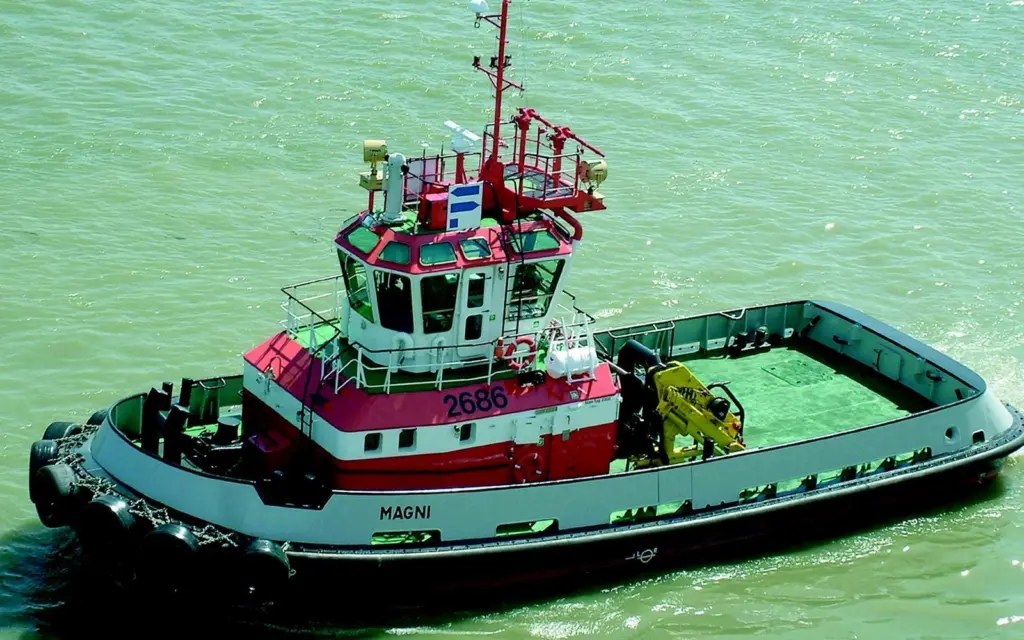 Magni is a response to larger cruise ships calling at Icelandic ports.