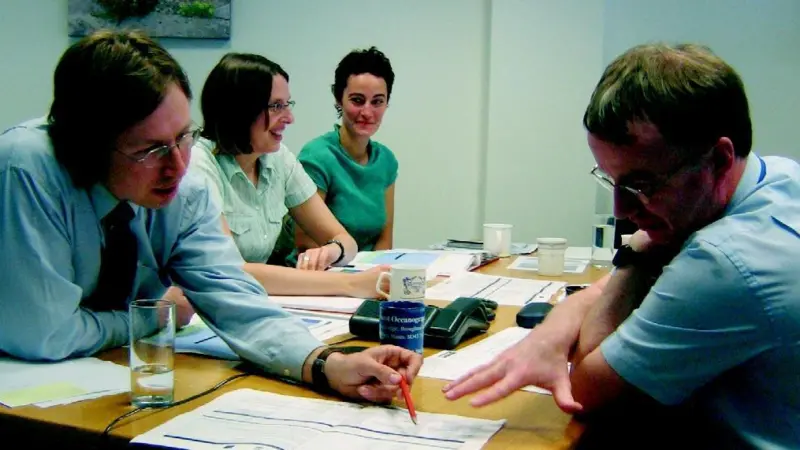Members of the ABPmer team conduct interviews.