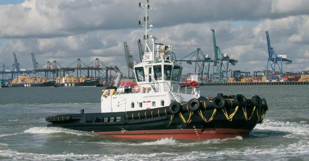 00_41712_Shiphandling_services_in_Felixstowe