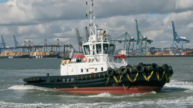 00_41712_Shiphandling_services_in_Felixstowe