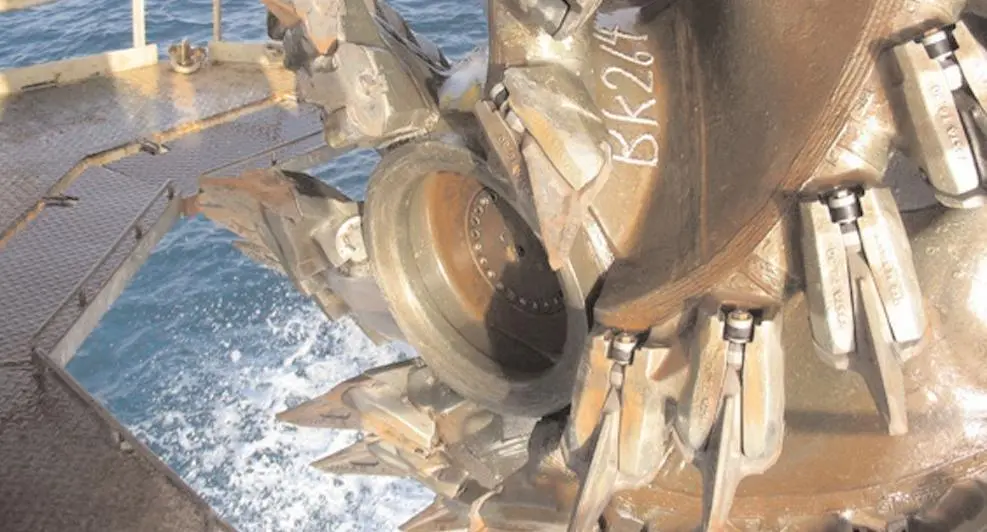 00_42557_Vosta_LMGs_T-Cutter_rock_cutting_system