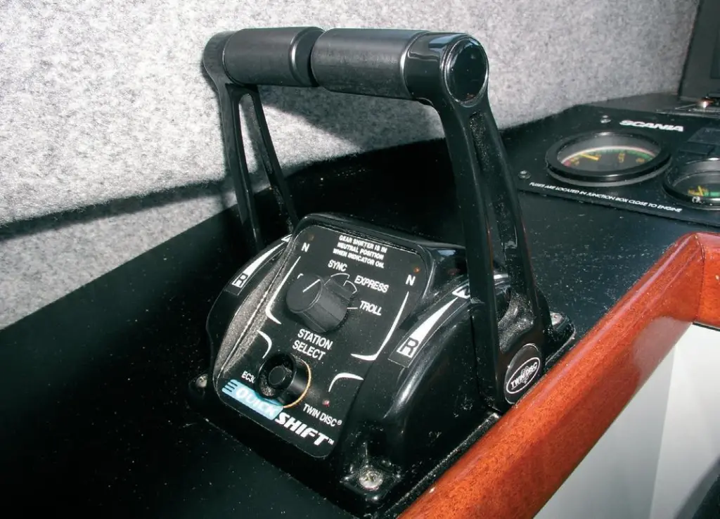 The 'Quick Shift' gear selector close up.