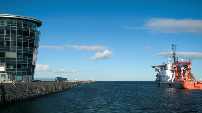 00_40560_The_new_Marine_Operations_Centre