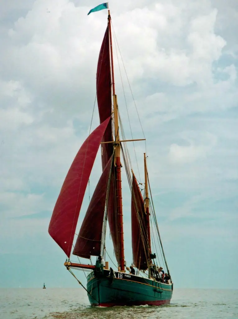00_41510_The_restored_Pioneers