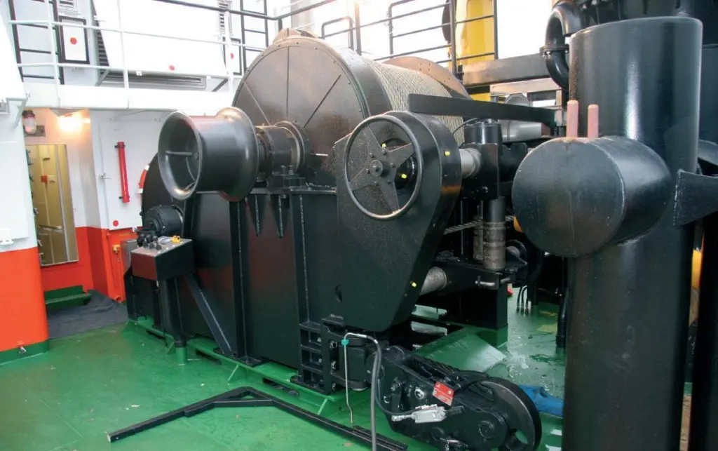 The Ridderinkhof waterfall winch is a large piece of machinery.