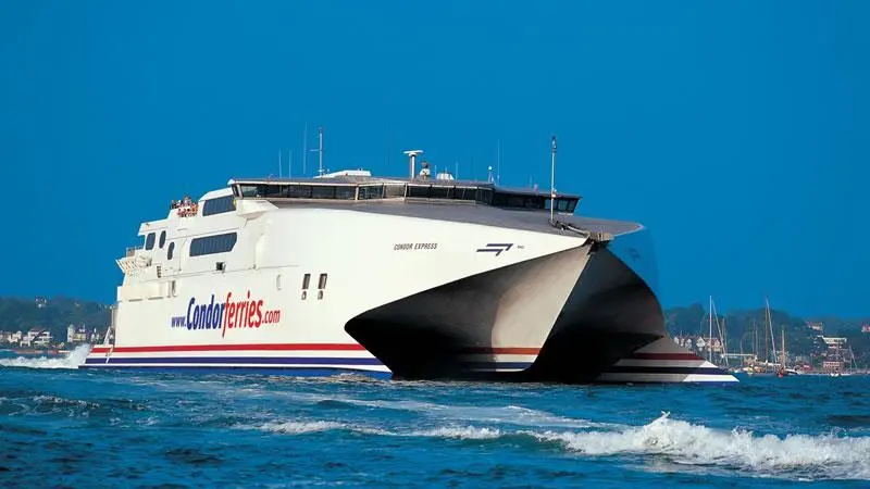00_38528_APR_Ferries_Kort