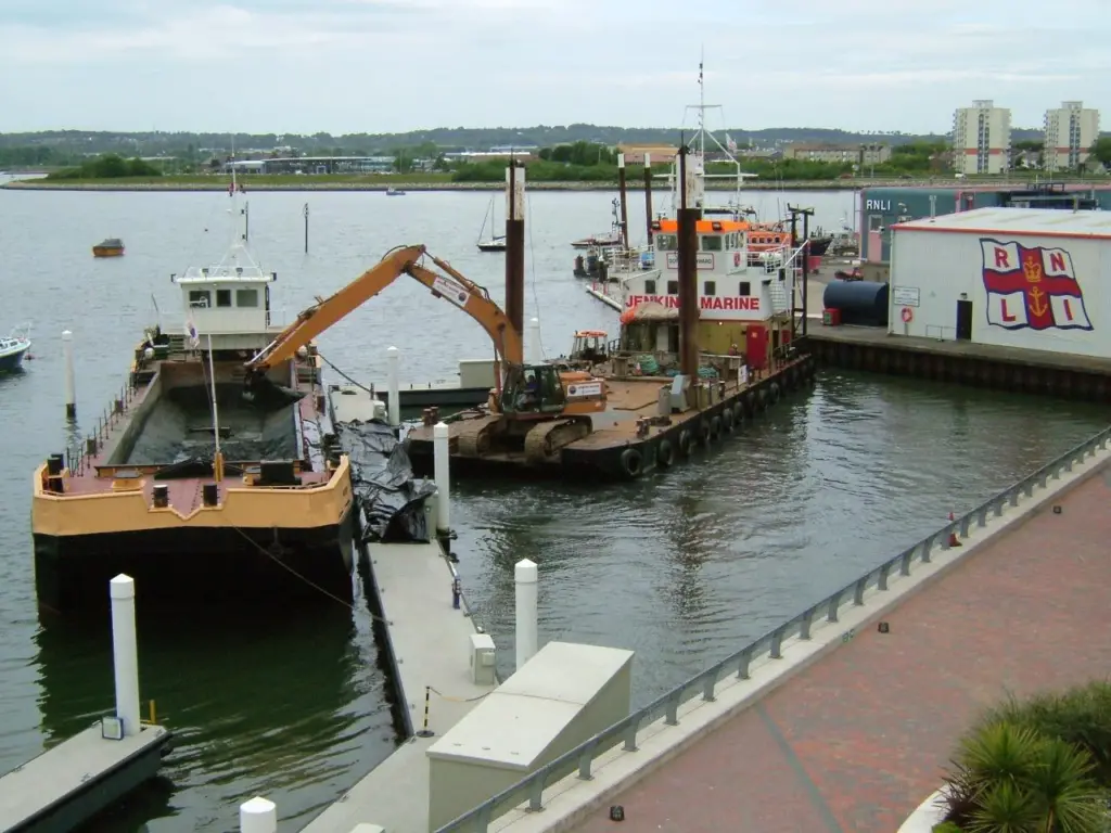 00_39587_02_Dredging_Jenkins