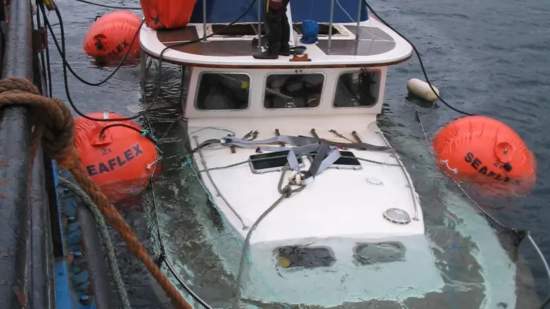 00_39428_D_and_U_Fathoms