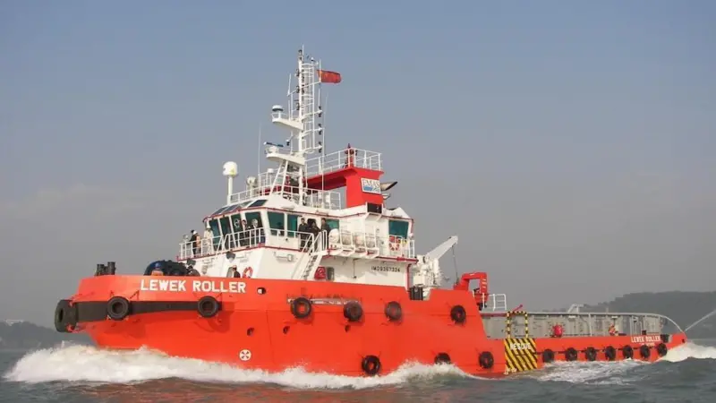 00_41872_Boatbuild_Lewek