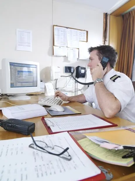 00_40569_NavComms_Broadband