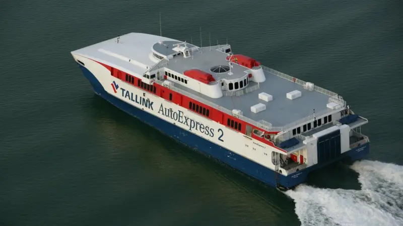 00_38553_Ferries_and_SS_Redwise