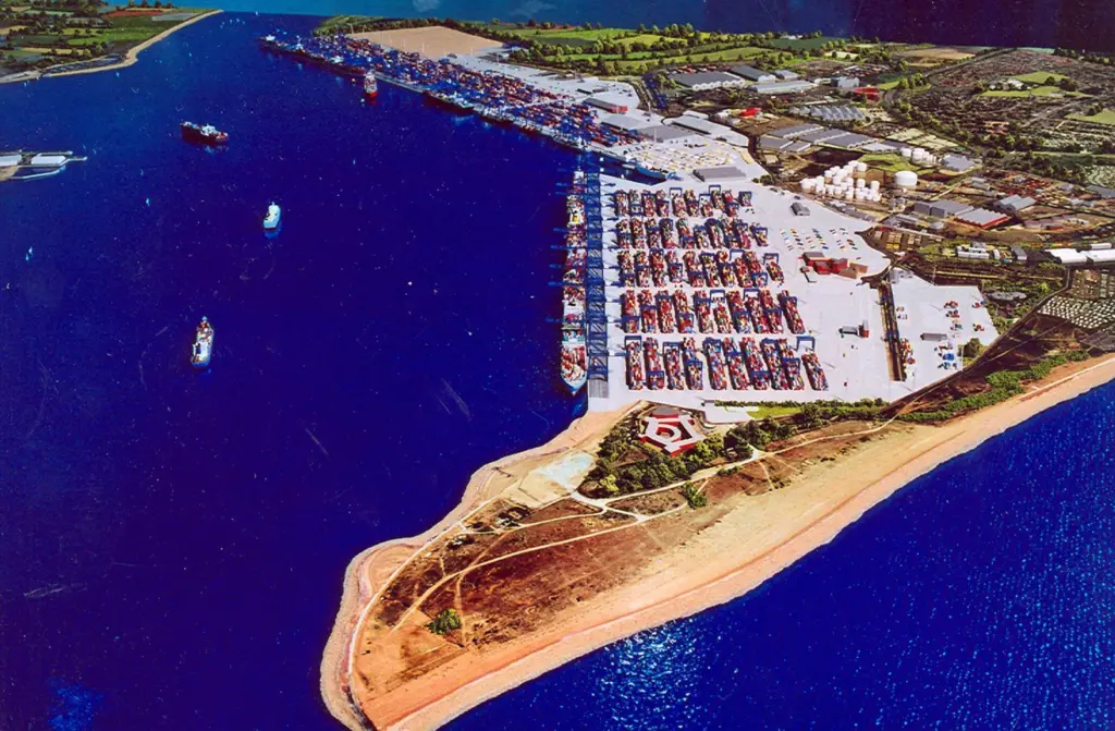 00_42301_MJ_Newsletter_17-1-08_Ports