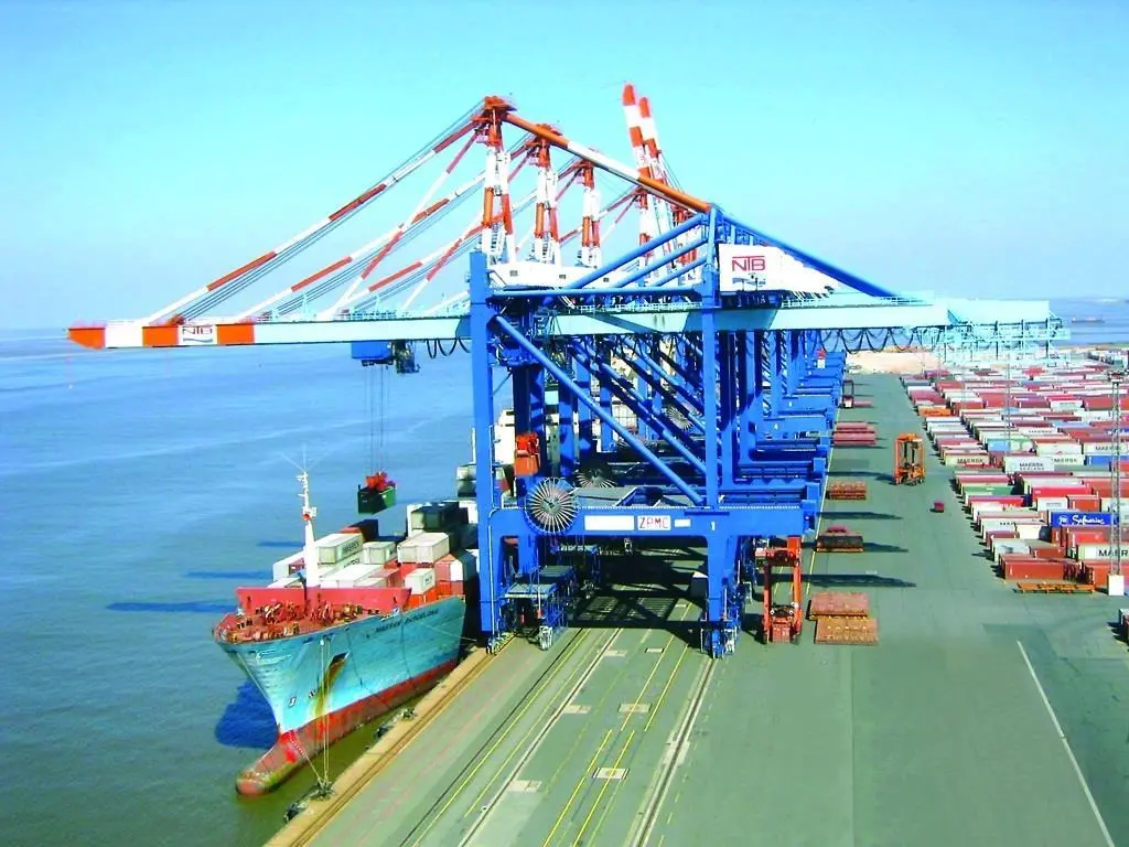 00_39552_Dredging_Bremerhaven