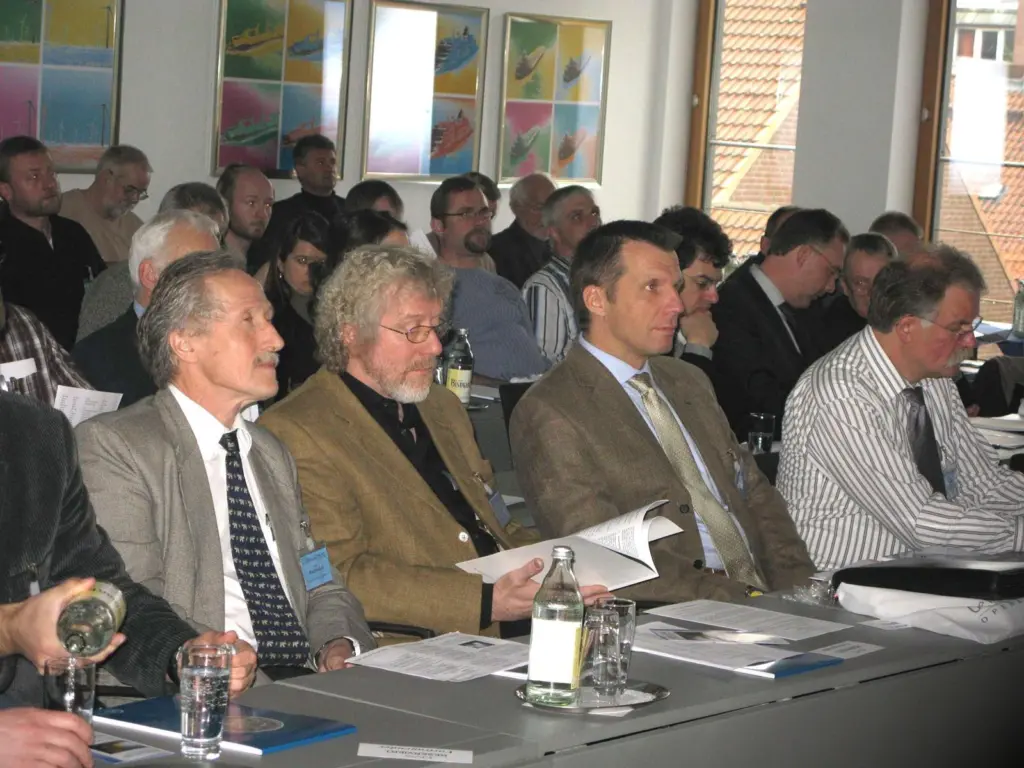 00_39459_DU_Conference