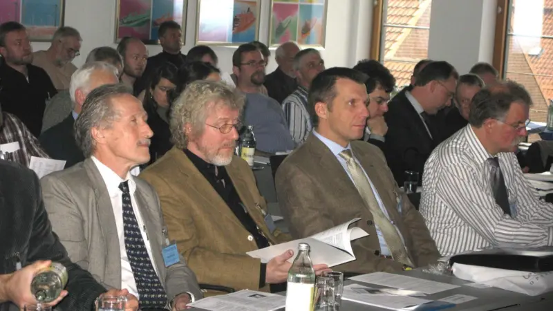 00_39459_DU_Conference