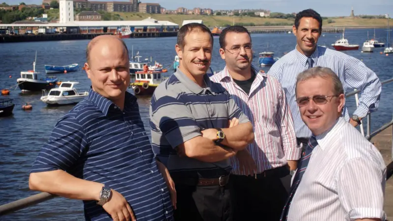00_40980_04_Safety_Pilots
