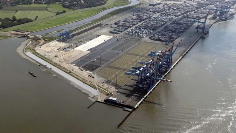 00_40054_05_PHMC_Bremerhaven_Tom